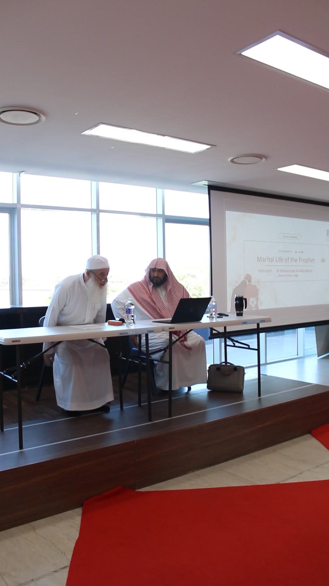 Sheikh Dr Mohammad Alabdulkarim on stage